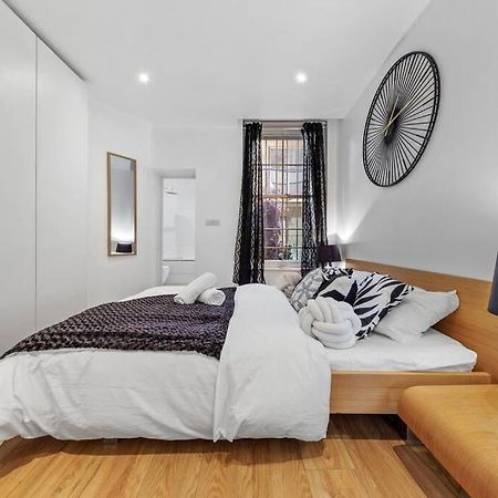 3 Bedroom Flat In Haymarket London Sleeps 14 Hy1 Zewnętrze zdjęcie